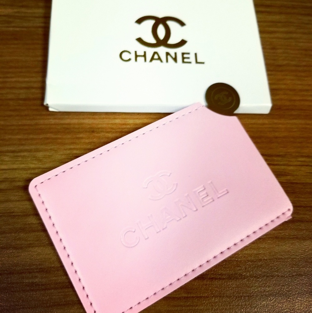 Pink case with mirror